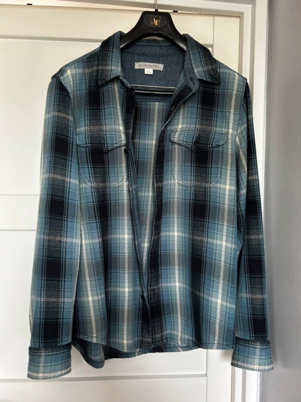 Blue Plaid Long-Sleeve Button-Up Shirt Size M